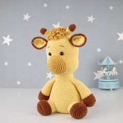 Theo, the giraffe amigurumi pattern by GatoFio